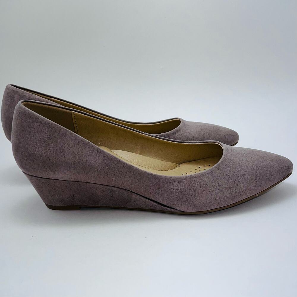 Women's CL by Laundry Demi-Wedge Pump, Size 7.5 - Picture 6 of 10
